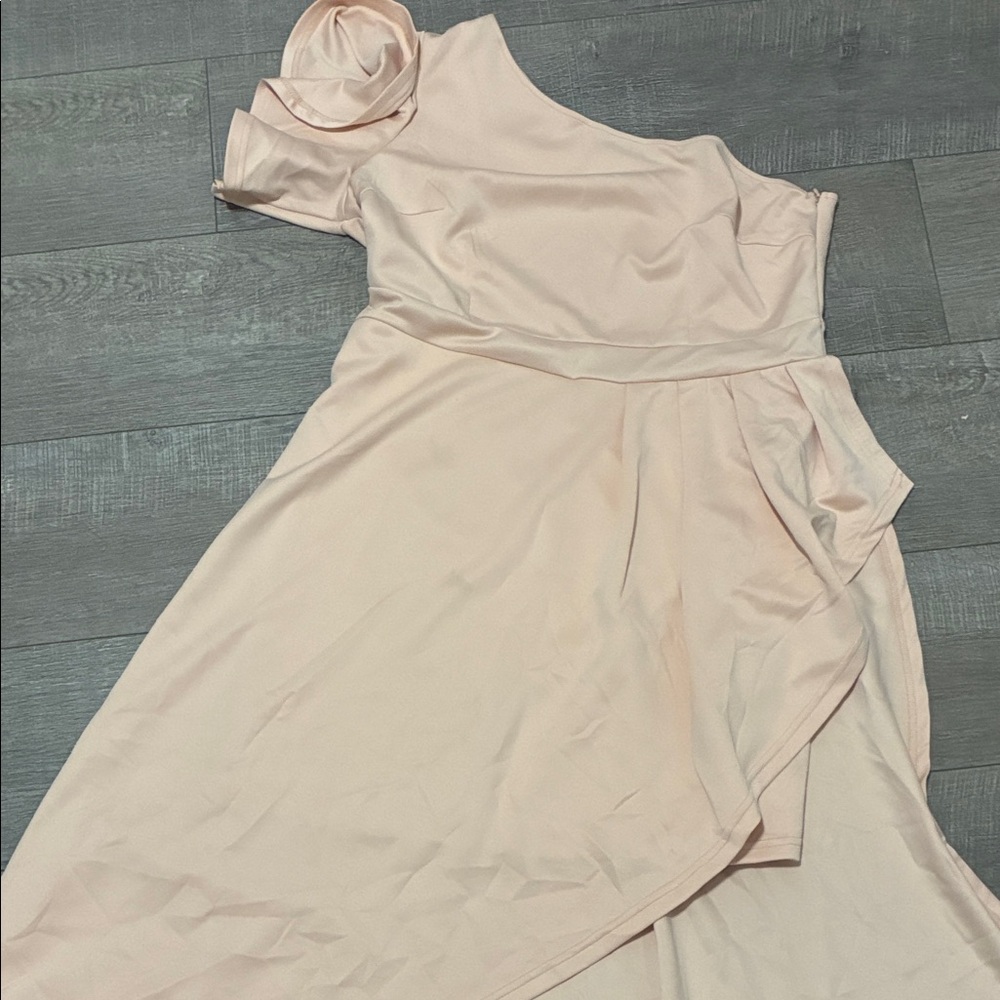 Elegant One-Shoulder Pink Dress